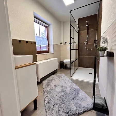 Mit Garten Und Wallbox In Der Oberlausitz Apartment *