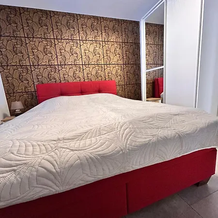 Mit Gartennutzung, Garage Und Wallbox Ebersbach-Neugersdorf