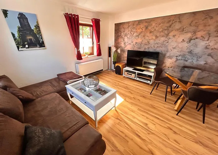 Mit Gartennutzung, Garage Und Wallbox *