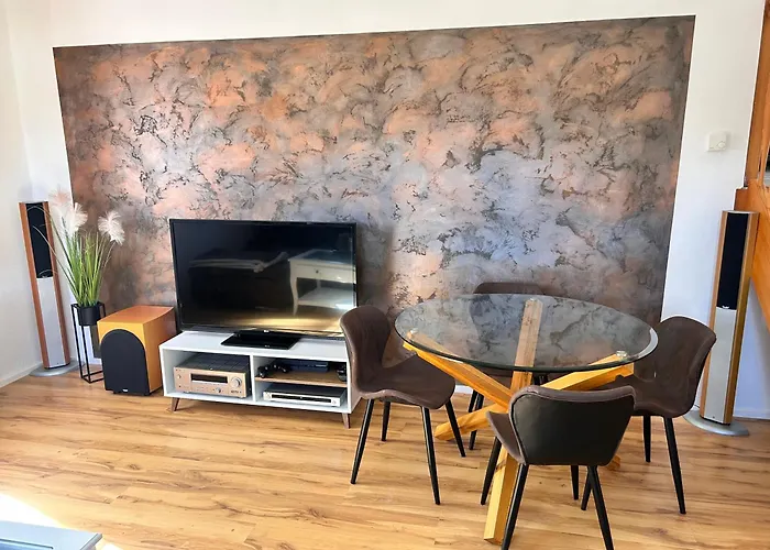 شقة Mit Gartennutzung, Garage Und Wallbox *