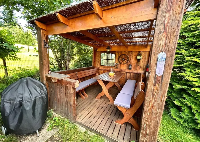 شقة Mit Gartennutzung, Garage Und Wallbox *